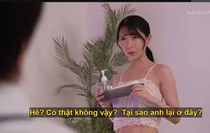 Cô đầu bếp trong nhà máy rất ngon